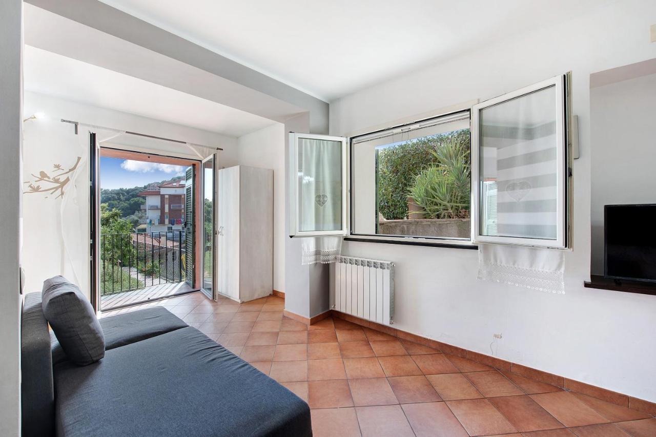 Апартаменты Esclusiva Terrazza Vista Porto Варацце Экстерьер фото
